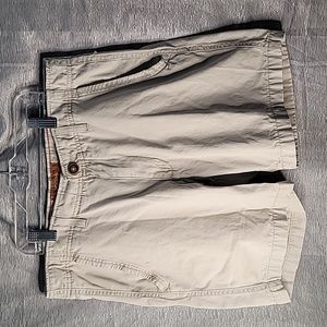 Red camel size 32 waist khaki shorts